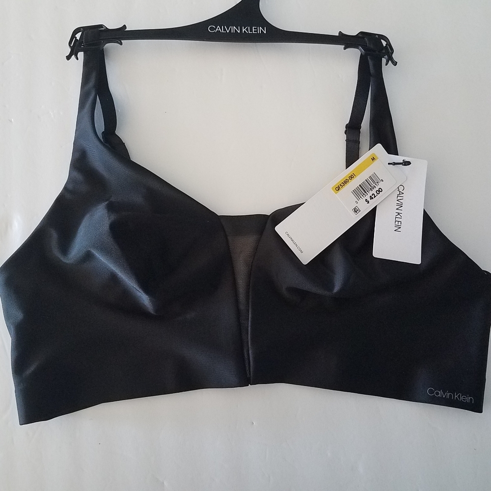 Calvin Klein Invisible wireless unlined bralette